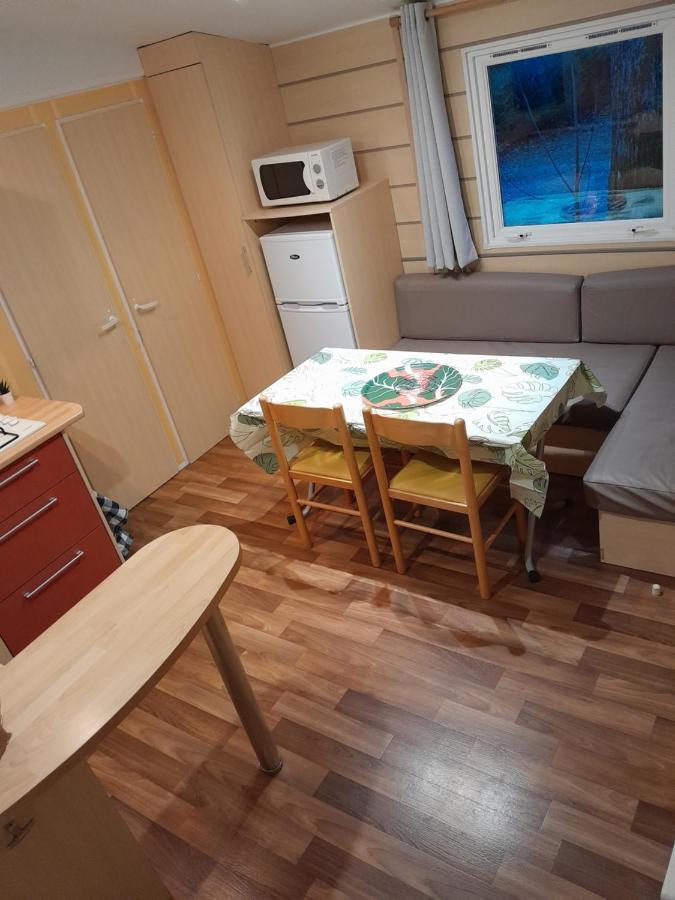 Location Mobil-Home Le Parc Des Roches Saint-Cheron Exterior photo