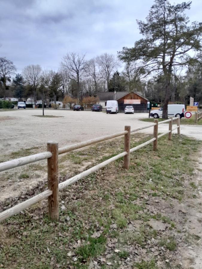Location Mobil-Home Le Parc Des Roches Saint-Cheron Exterior photo