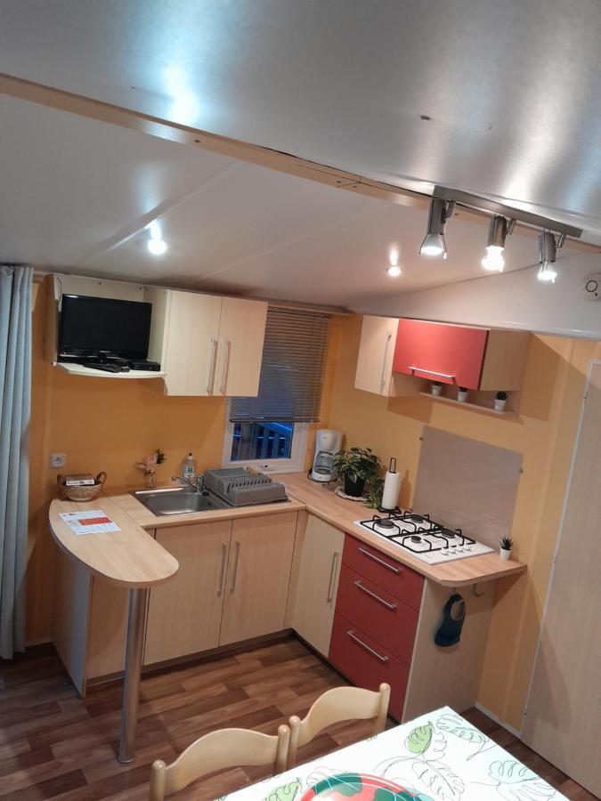 Location Mobil-Home Le Parc Des Roches Saint-Cheron Exterior photo