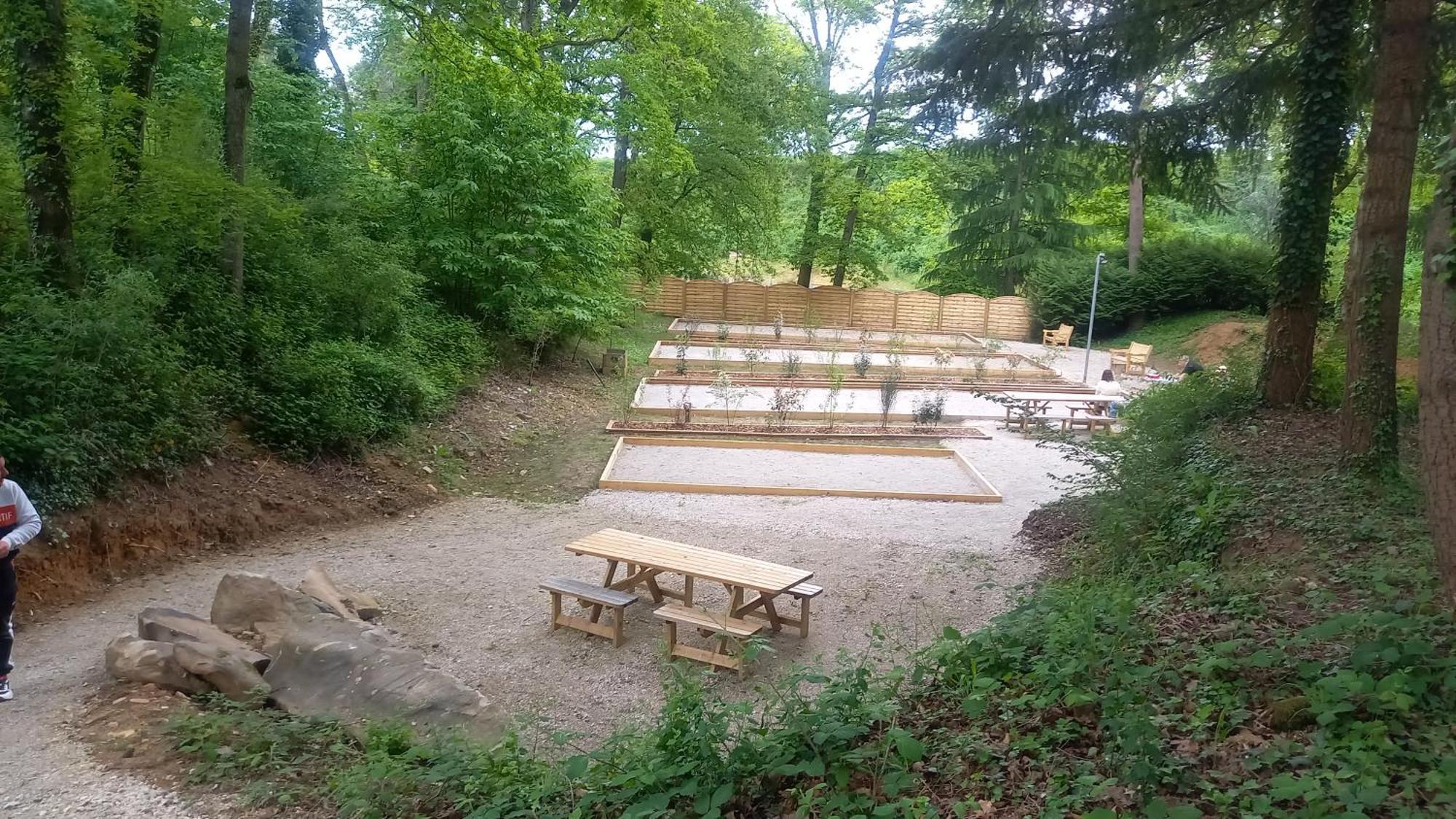 Location Mobil-Home Le Parc Des Roches Saint-Cheron Exterior photo